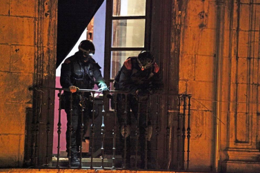 Operación en el Palacio Marqués del Rozalejo para inspeccionar el gaztetxe Maravillas.