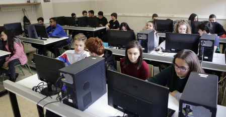Alumnado del IES Padre Moret-Irubide