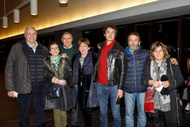 Bajo la batuta de Manuel Hernández-Silva, la Orquesta Sinfónica de Navarra ofreció el viernes 4 de enero, en Baluarte, el tradicional concierto de Año Nuevo. Estuvo acompañada en el escenario por el Orfeón Pamplonés y la soprano Berna Perles, así como por el Coro juvenil del Orfeón Pamplonés.
