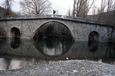 En este discurrir por la carretera N-135 realizado el jueves, el lector encuentra un paisaje de contrastes