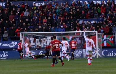 Imágenes del partido Osasuna-Mallorca disputado en El Sadar.