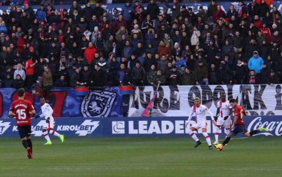 Imágenes del partido Osasuna-Mallorca disputado en El Sadar.