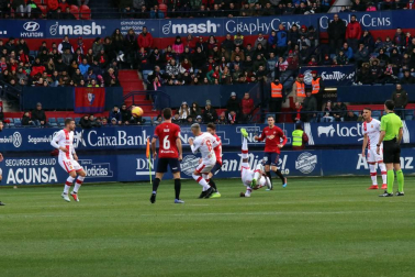 Imágenes del partido Osasuna-Mallorca disputado en El Sadar.