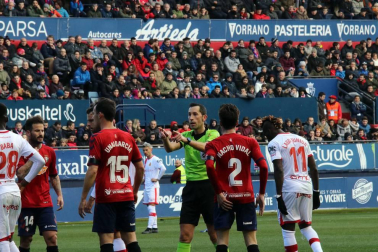 Imágenes del partido Osasuna-Mallorca disputado en El Sadar.