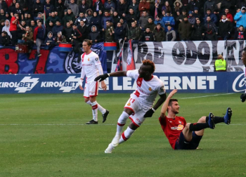 Imágenes del partido Osasuna-Mallorca disputado en El Sadar.