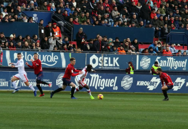 Imágenes del partido Osasuna-Mallorca disputado en El Sadar.