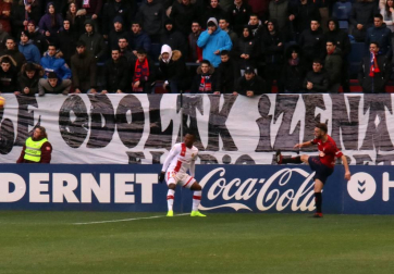 Imágenes del partido Osasuna-Mallorca disputado en El Sadar.