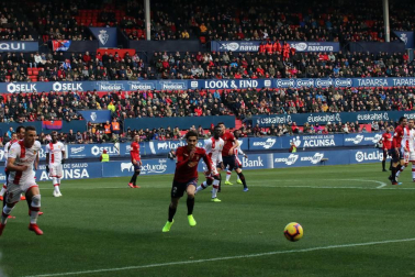 Imágenes del partido Osasuna-Mallorca disputado en El Sadar.