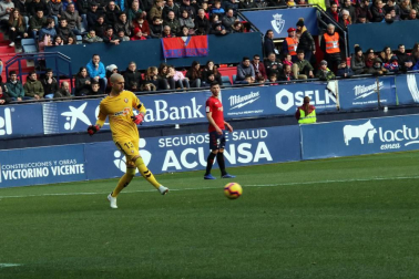 Imágenes del partido Osasuna-Mallorca disputado en El Sadar.