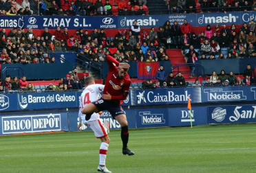 Imágenes del partido Osasuna-Mallorca disputado en El Sadar.