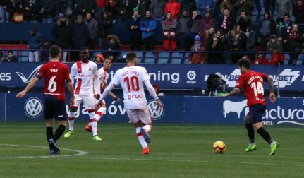 Imágenes del partido Osasuna-Mallorca disputado en El Sadar.