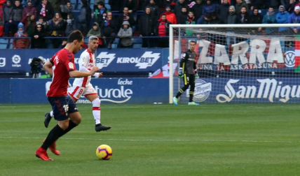 Imágenes del partido Osasuna-Mallorca disputado en El Sadar.