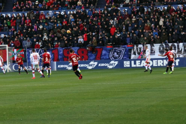 Imágenes del partido Osasuna-Mallorca disputado en El Sadar.