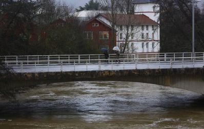 La alerta por nieve afecta al centro y al norte de la Comunidad foral