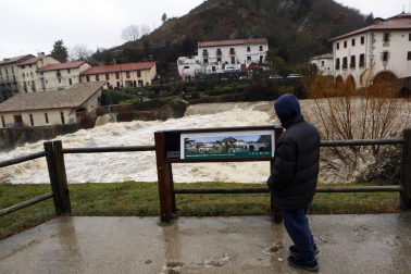 La alerta por nieve afecta al centro y al norte de la Comunidad foral
