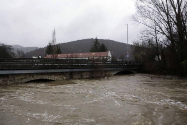 La alerta por nieve afecta al centro y al norte de la Comunidad foral