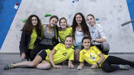 Un total de 104 chavales se iniciaron el sábado pasado en el rocódromo Rocópolis de Berrioplano