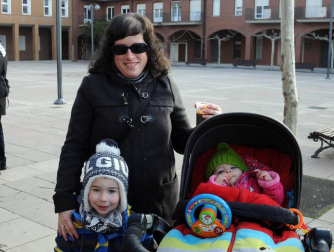 Los andolenses salieron a las calles del 16 al 20 de enero para celebrar sus fiestas de invierno, dedicadas a San Sebastián. La mañana del sábado estuvo amenizada por una concentración de txistularis, que alegraron con su música la jornada. Previamente, para aguantar el frío mañanero, se había procedido al reparto de chocolate y caldico.