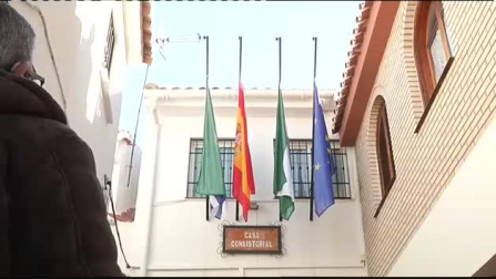 Emotivo minuto de silencio en Totalán en memoria de Julen