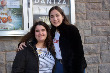 Del 21 al 27 de enero Tudela celebró su Semana Literaria, con sede en el Cine Moncayo. Proyecciones cinematográficas, encuentros con autores, un concierto o la entrega de los premios literarios de este 2019 fueron algunas de las propuestas. La semana dio cierre con el evento 'Recitando en familia con el Club de la Rima”.