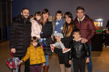 El Planetario de Pamplona acogió del 25 al 27 de enero el evento Global Game Jam, un reto de creación de juegos en 48 horas. De la mano de Iñaki Ayúcar e Iker Ibero, expertos del sector, estudiantes, familias y curiosos pudieron conocer de primera mano el mundo de los videojuegos y la creación en 3D.