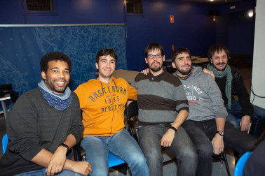 El Planetario de Pamplona acogió del 25 al 27 de enero el evento Global Game Jam, un reto de creación de juegos en 48 horas. De la mano de Iñaki Ayúcar e Iker Ibero, expertos del sector, estudiantes, familias y curiosos pudieron conocer de primera mano el mundo de los videojuegos y la creación en 3D.