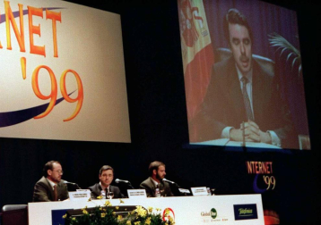 Las imágenes del día de hace 5, 10 y 20 años.