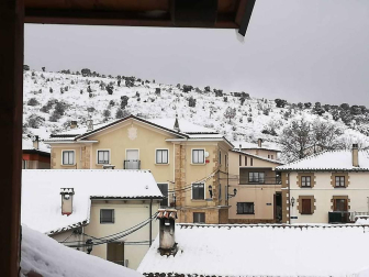 Fotografías del temporal de nieve y lluvia en Navarra, que está provocando dificultades para circular en distintos puntos de la red viaria.
