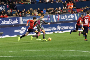 Imágenes del partido Osasuna-Cádiz disputado en El Sadar.