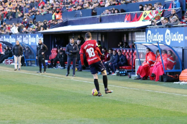 Imágenes del partido Osasuna-Cádiz disputado en El Sadar.