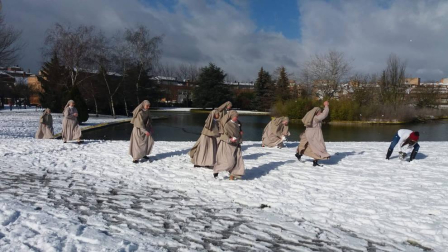 La borrasca 'Helena' cubre de nieve Pamplona y buena parte de Navarra
