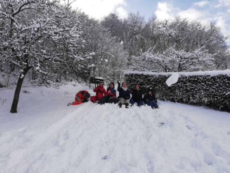 La borrasca 'Helena' cubre de nieve Pamplona y buena parte de Navarra