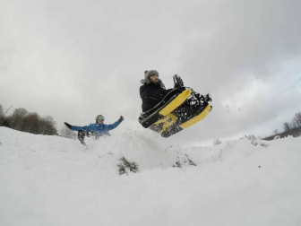 La borrasca 'Helena' cubre de nieve Pamplona y buena parte de Navarra