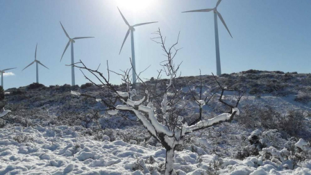 La borrasca 'Helena' cubre de nieve Pamplona y buena parte de Navarra