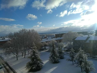 La borrasca 'Helena' cubre de nieve Pamplona y buena parte de Navarra