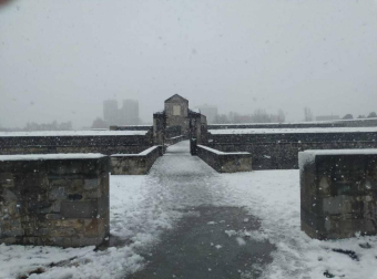 La borrasca 'Helena' cubre de nieve Pamplona y buena parte de Navarra