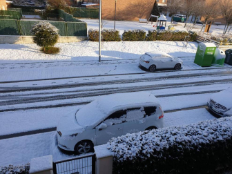 La borrasca 'Helena' cubre de nieve Pamplona y buena parte de Navarra