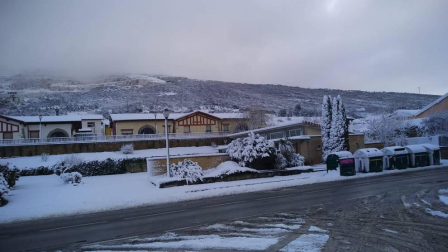 La borrasca 'Helena' cubre de nieve Pamplona y buena parte de Navarra