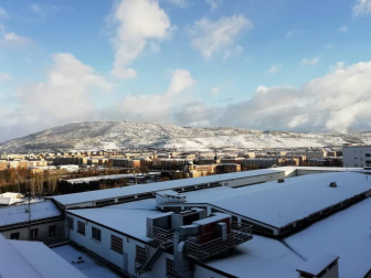La borrasca 'Helena' cubre de nieve Pamplona y buena parte de Navarra
