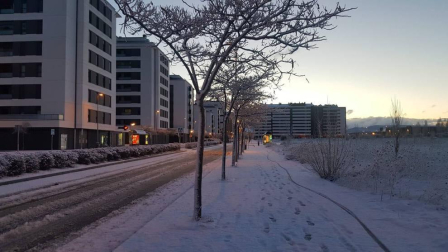 La borrasca 'Helena' cubre de nieve Pamplona y buena parte de Navarra