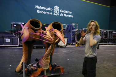 Ensayo general del Circo del Sol, que presenta en el pabellón Navarra Arena su espectáculo 'Toruk'.