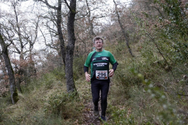 Ion Sola y Vanesa Pacha ganan el campeonato de la Federación Navarra de Atletismo en el I Trail Hiru Herri