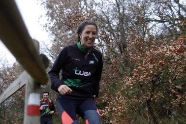 Ion Sola y Vanesa Pacha ganan el campeonato de la Federación Navarra de Atletismo en el I Trail Hiru Herri