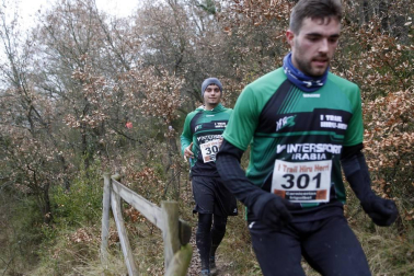 Ion Sola y Vanesa Pacha ganan el campeonato de la Federación Navarra de Atletismo en el I Trail Hiru Herri
