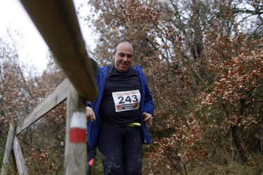 Ion Sola y Vanesa Pacha ganan el campeonato de la Federación Navarra de Atletismo en el I Trail Hiru Herri