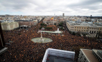 Manifestación este domingo en la plaza de Colón de Madrid en contra de la política de diálogo del Gobierno en Cataluña y en demanda de elecciones.