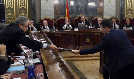El Tribunal Supremo inicia este martes el juicio al Procés. Estas son las imágenes del día