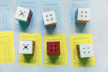 El XV Campeonato de España de Speedcubing tuvo lugar en el frontón de labrit, con 148 jugadores inscritos.
