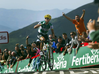 Una década de ciclismo en verde: Caja Rural-RGA presenta sus plantillas para esta temporada