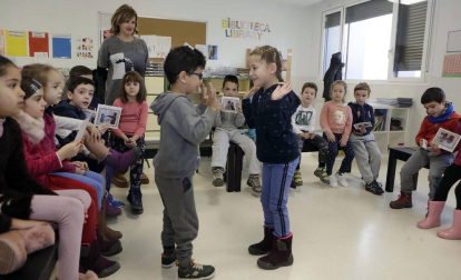Alumnado del CP Buztintxuri durante una jornada escolar.